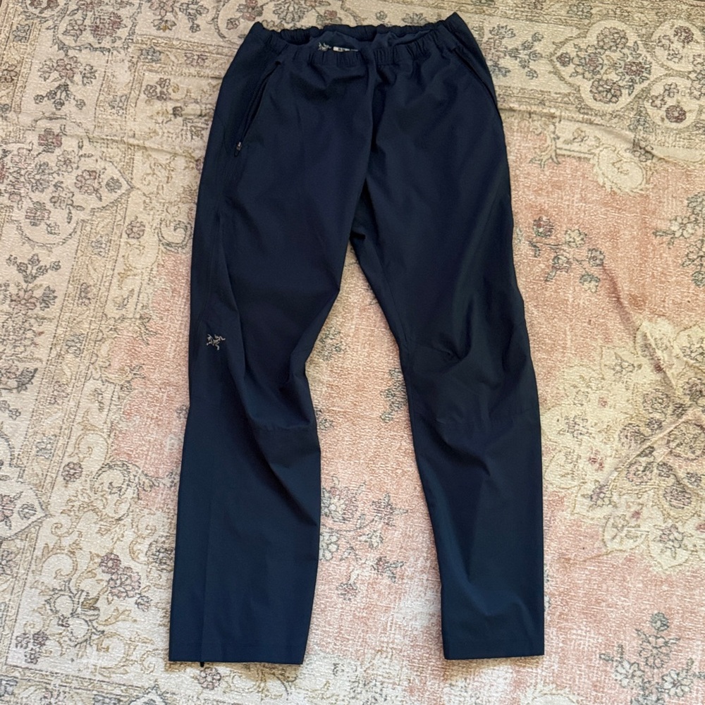 Arc'teryx Men's Navy Joggers